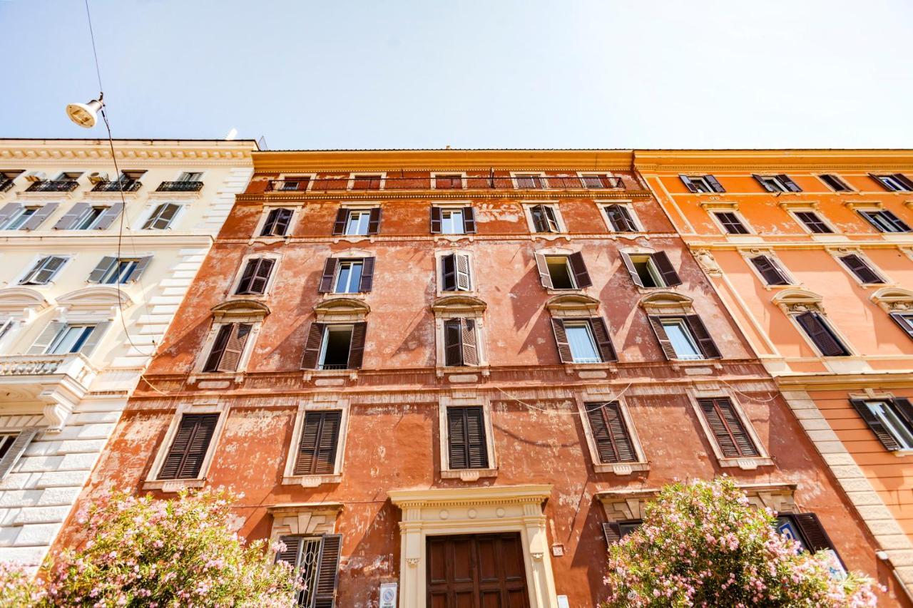Stop Colosseo — Photos 2